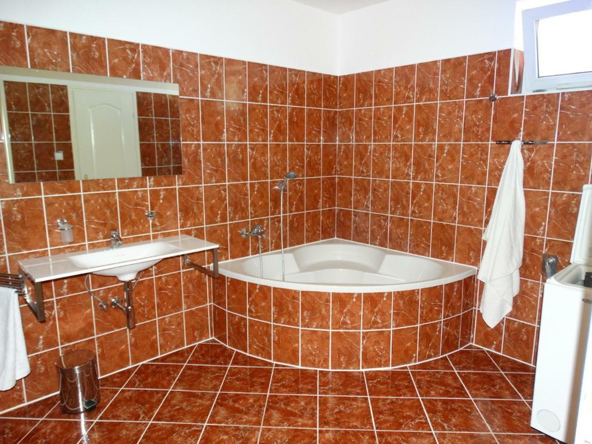 Apartamento House Magnolia Velence Exterior foto